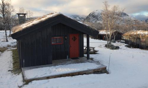 Vaga Municipality Cabin | Northern gate Besseggen - Cottage no 17 in Besseggen Fjellpark Maurvangen
