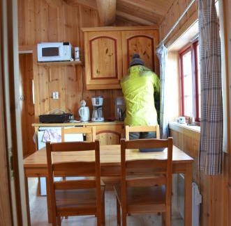 Vaga Municipality Cabin | Northern gate Besseggen - Cottage no 17 in Besseggen Fjellpark Maurvangen