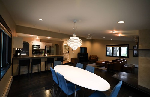 Marquette House | Northern Lights Nest Lite