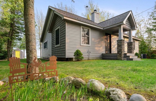Cheboygan Cottage | Northern Tranquility on Black Lake
