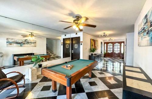 Colonia Campestre Apartment | Northern zone with pool and billar-Cobalto