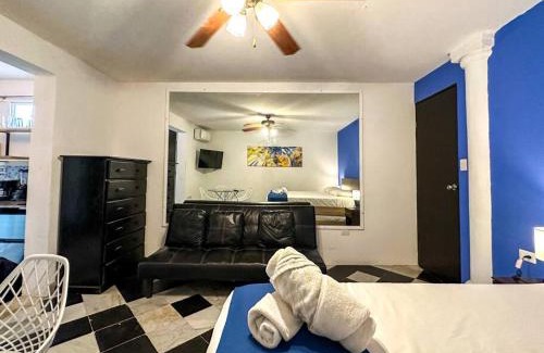 Colonia Campestre Apartment | Northern zone with pool and billar-Cobalto