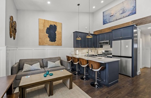 Truckee Condo | Northstar Mountain Chic Home | Fireplace, Shuttle, Water Fun & Tennis Nearby