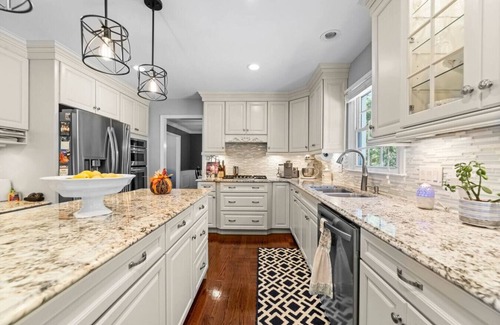 Greensboro House | Northwest Greensboro 5 Bed Room House