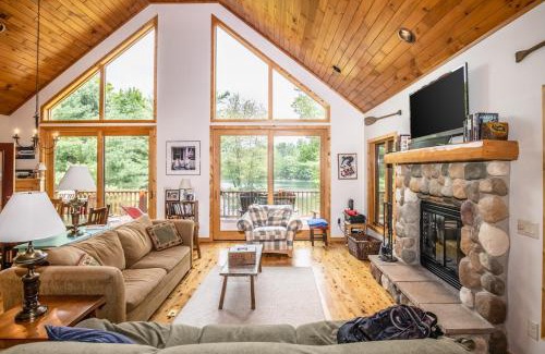 Woodruff House | Northwoods Getaway