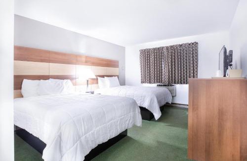 Minocqua Hotel | Northwoods Inn & Suites Minocqua