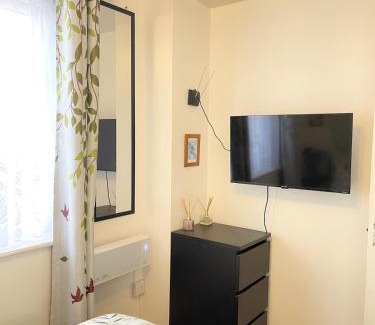 Chadwell Apartment | Norwich Delight Apartment