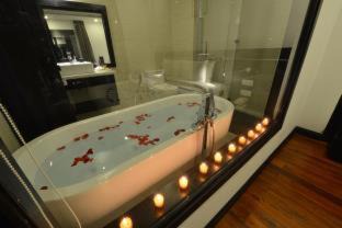 Hoi An Hotel | Nostalgia Hotel and Spa