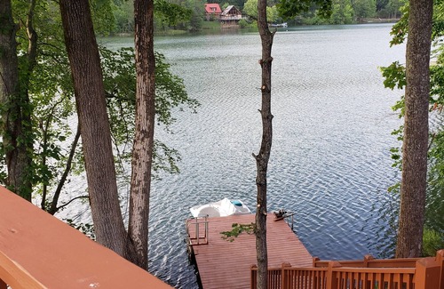 Madisonville House | NOT ACCEPTING BOOKINGSnPrivate lake - PETS WELCOME