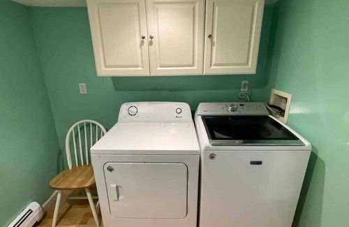 Georgetown House | Nothing Fancy Older Pet Friendly Home – near I-95