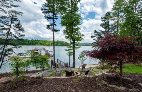 Blairsville House | Nottely Island Retreat - Luxury Retreat - Lake Views, Outdoor Kitchen, Firepit, Hot Tub, Game Room, Boat Ramp and Private Dock -