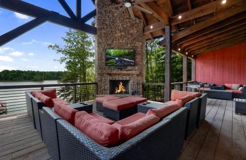 Blairsville House | Nottely Island Retreat - Luxury Retreat - Lake Views, Outdoor Kitchen, Firepit, Hot Tub, Game Room, Boat Ramp and Private Dock -