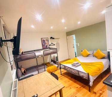 West Ealing Apartment | Notting Hill Guest Studio