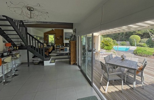 Prefailles House | Nouveau - Belle Villa, Piscine et Bord de Mer