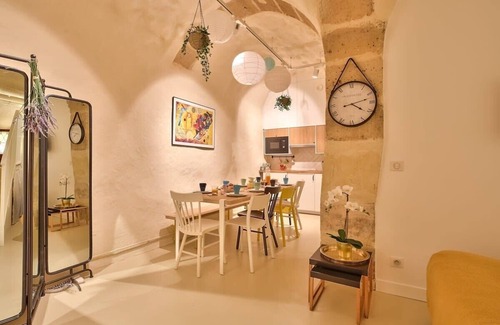 Les Halles Apartment | Nouvel & Authentique 90m2, 4Ch - Clim - Le Marais