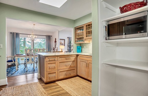Sea Pines Villa | NOV-JAN SNOWBIRDS on #1 HARBOUR TOWN GOLF LINX-SEA PINES RESORT-2 King 1Q 1XLT
