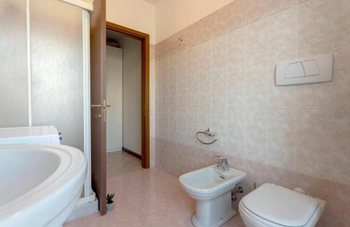 Novara Apartment | Novara Smart Stay - Station, AC & 2Gb s Wi-Fi