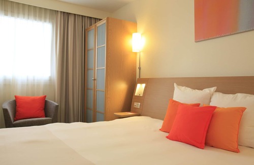 Ile de Nantes Palais des Congres Hotel | Novotel Centre Nantes Bord de Loire