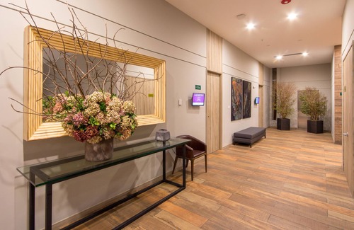 Los Naranjos Hotel | Novotel Medellín El Tesoro