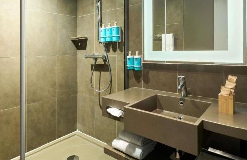 Gambetta Hotel | Novotel Paris La Defense Esplanade