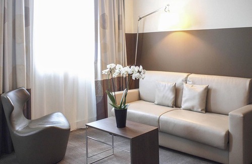 Colombier - Champ de Mars Hotel | Novotel Spa Rennes Centre Gare