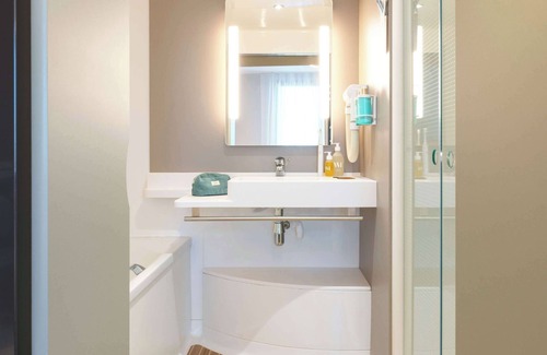 Rives de Meurthe Hotel | Novotel Suites Nancy Centre