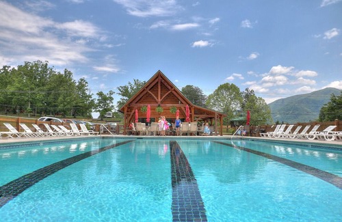 Gatlinburg - Pigeon Forge Cabin | Now and Forever