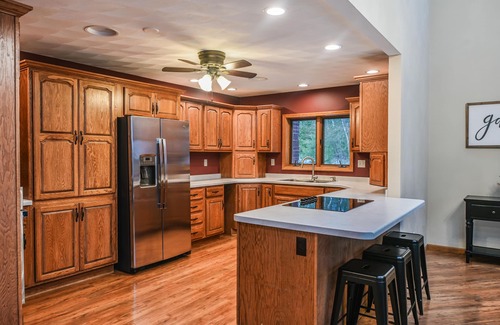 Tomahawk House | Now booking for the Holidays and 2025!