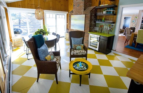 Silver Lake House | **Now with A/C** Large Silver Lake Waterfront with Private Beach & Dock