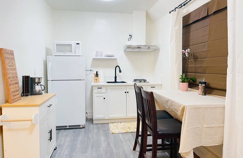 Reseda Cottage | NT Exclusive Private Guest House for Rent - Your Ultimate Retreat Awaits!"