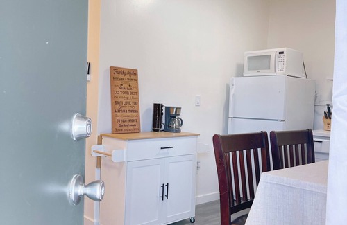 Reseda Cottage | NT Exclusive Private Guest House for Rent - Your Ultimate Retreat Awaits!"