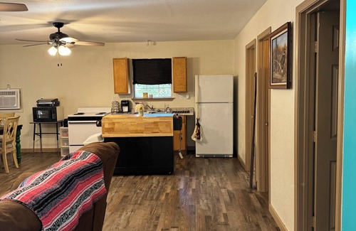 Carriere Cabin | nTake it easy at this unique and tranquil getaway!