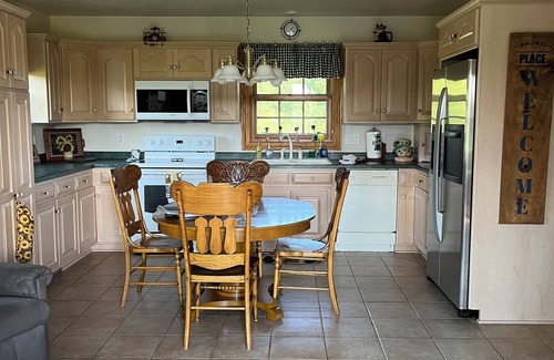 Baileys Harbor House | nTHE TRANQUIL HAVEN , PETS WELCOME