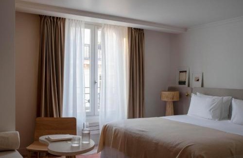 8th Arrondissement Hotel | Nuage