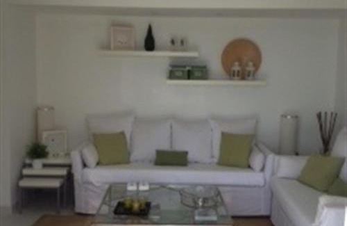 Playa del Aguila House | Nueva Baviera 42