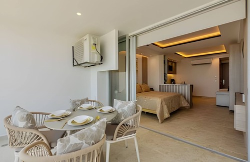 Urbanizacion Eliana Apartment | Nueva, Lujosa y Exclusiva Suite Vista al Mar