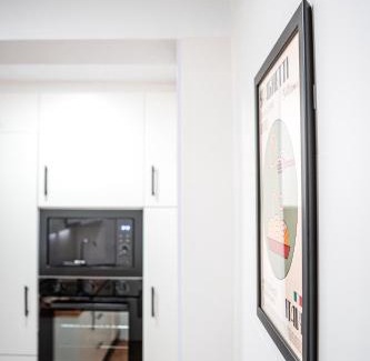 Canillas Apartment | Nuevo apartamento cerca del IFEMA by beBalmy
