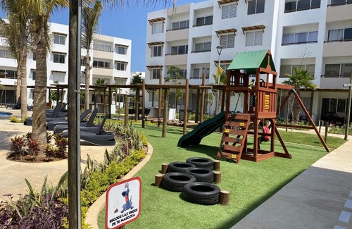 Cerritos Apartment | Nuevo Departamento con Excelente Ubicación y Muy Bonita Alberca - Residencial Almarena II