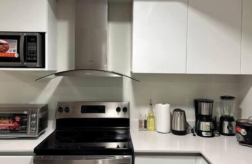San Jose Apartment | Nuevo y Espectacular APT 100 MBPS 15 Km aeropuerto