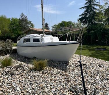 La Reunion Boat Rental | Nuit insolite