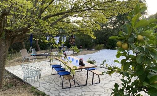 Fozieres Bed & Breakfast | Nuits Colibri, Rose Poudré