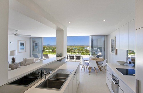 Noosa Heads Apartment | Number One In Hastings Street