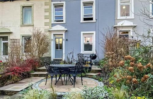 High Bentham House | Number Seven