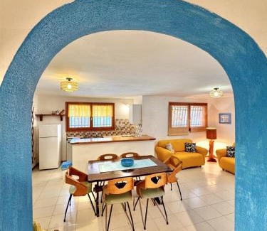 Eden Beach House | Nura's - Casa Ibisco