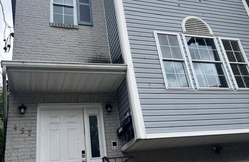 Newark Apartment | NWK 457 ROOM 113-C