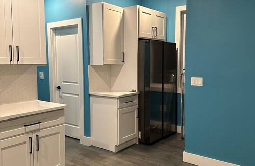 Irvington House | NWK 627 FLOOR 2 WITH 3 BEDROOMS AND TWO TOILETS
