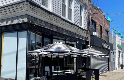 Schuylerville Apartment | NY Private Rm w Daybed, Coworking Lobby Business Traveler Easy Parking, Balcony