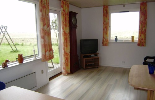 Nykobing Mors House | Nykøbing Mors. Pleasant 70m2 wooden cottage situated on 300m2 yard.