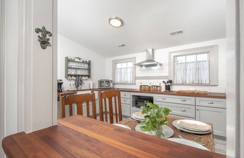 Morehead City Apartment | Nymphe De Mer (Sea Nymph)