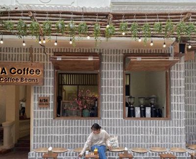 Lang Ha Hotel | NYNA House ROOFTOP Garden Egg Coffee